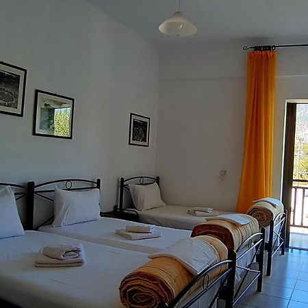 Platanos Rooms Sinoikismos Kambos 외부 사진